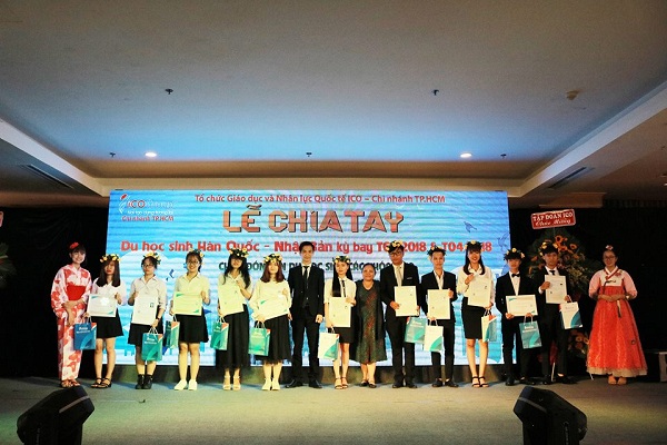 hon-1300-nguoi-tham-du-le-chia-tay-dhs-nhat-han-chi-nhanh-ico-tp-ho-chi-minh-55