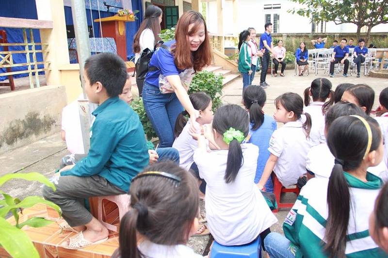 chia-se-yeu-thuong-chuong-trinh-thien-nguyen-cua-icogroup-10