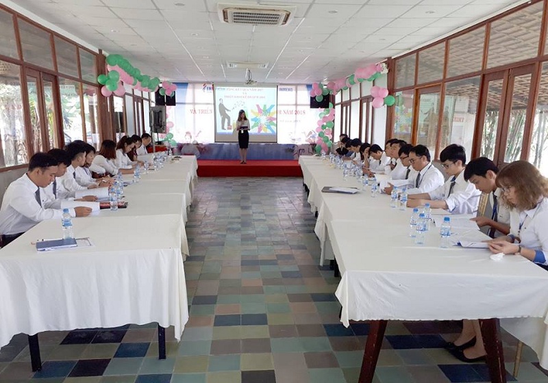 ICOGroup-to-chuc-le-tong-ket-cuoi-nam-ket-thuc-1-nam-day-an-tuong-33