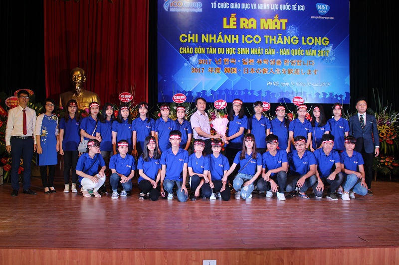 can-canh-le-ra-mat-hoanh-trang-ico-thang-long-5
