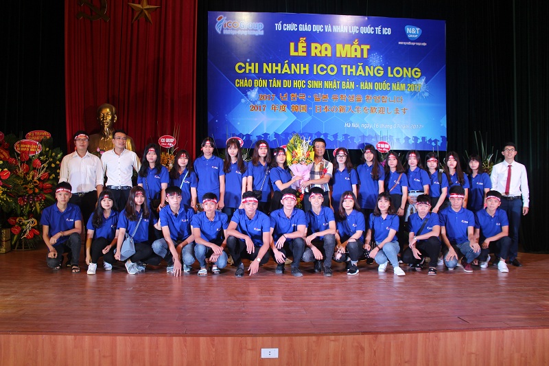 can-canh-le-ra-mat-hoanh-trang-ico-thang-long-7
