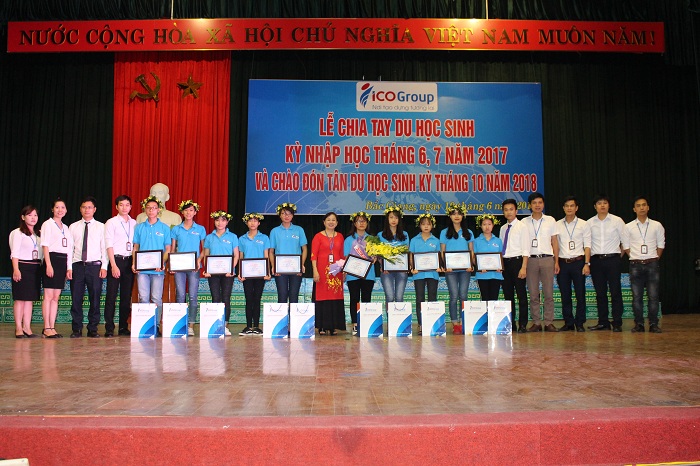 chiay-tay-du-hoc-sinh-nhap-hoc-ky-thang-6-thang-7-100