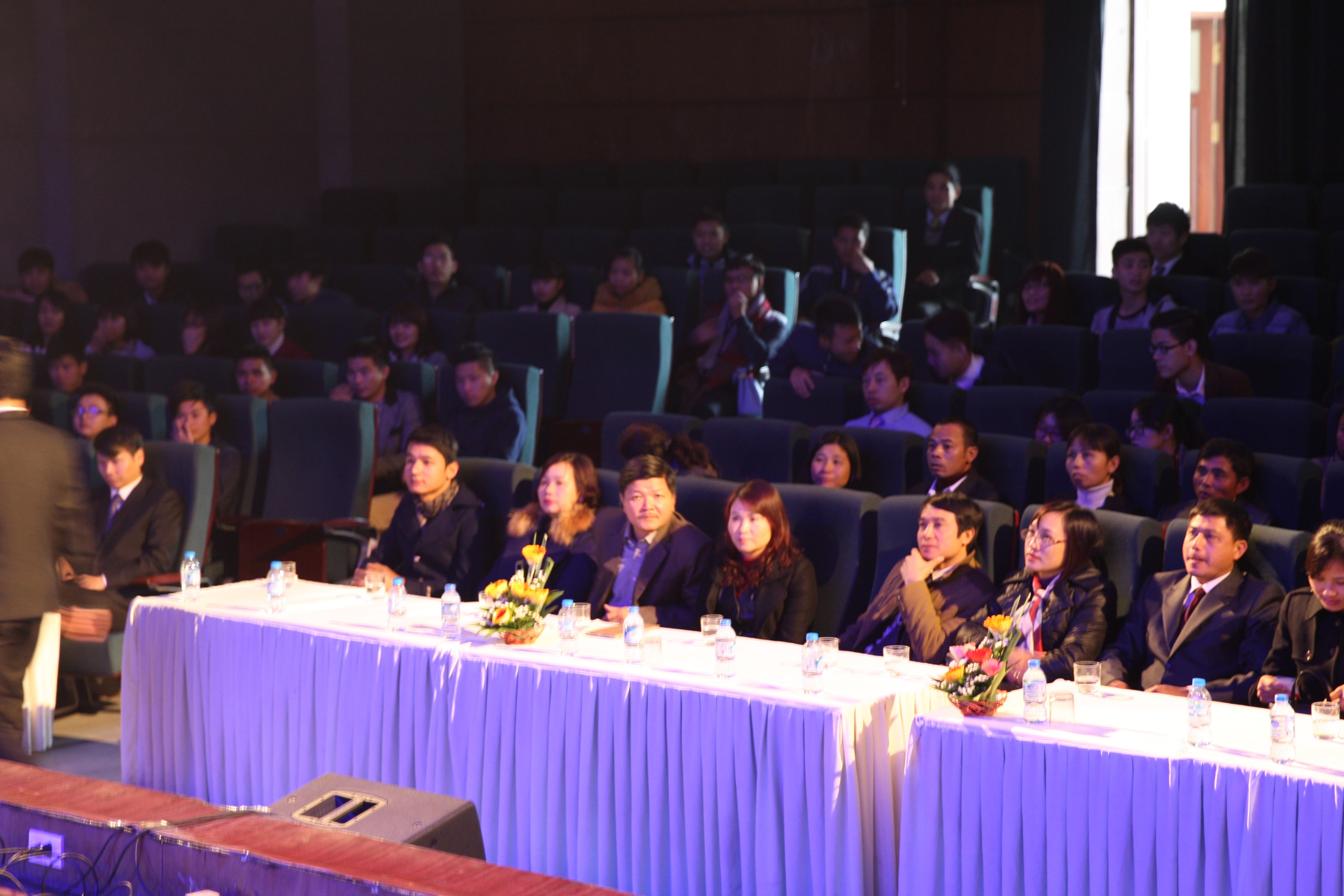 Toàn cảnh hội trường của sự kiện.